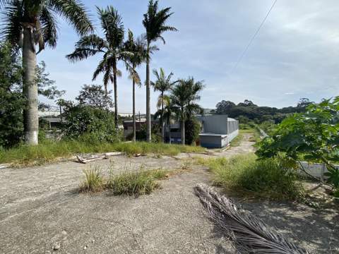 Galpão para alugar em Guarulhos (Cid Aracília), 5 banheiros, 15 vagas, 700 m2 de área útil, código 181-1916 (8/11)