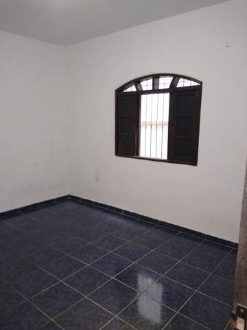 Casa para alugar em Guarulhos (Jd Pres Dutra), 2 dormitórios, 1 banheiro, 1 vaga, código 300-979 (12/15)