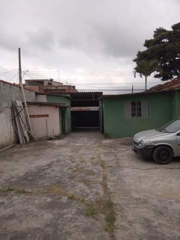 Casa em Guarulhos (Jd Pres Dutra), 4 dormitórios, 1 suite, 3 banheiros, 6 vagas, código 300-1101 (6/22)