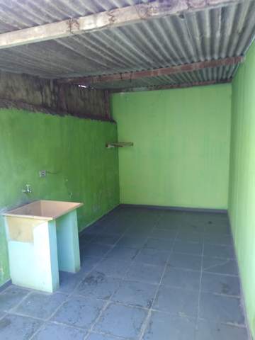 Casa para alugar em Guarulhos (Jd IV Centenário - Lavras), 1 dormitório, 1 banheiro, 1 vaga, código 300-1119 (15/16)