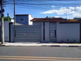 Casa para alugar em Guarulhos, 2 dorms, 1 wc, 4 vagas