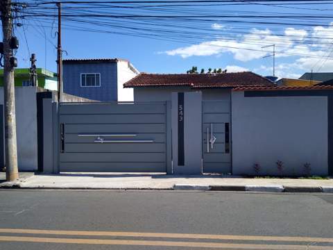 Casa para alugar em Guarulhos (Jd Pres Dutra), 2 dormitórios, 1 banheiro, 4 vagas, código 300-1134 (1/22)