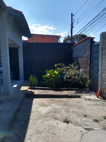 Casa para alugar em Guarulhos (Jd Pres Dutra), 2 dormitórios, 1 banheiro, 4 vagas, código 300-1134 (6/22)