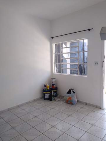 Casa para alugar em Guarulhos (Jd Pres Dutra), 2 dormitórios, 1 banheiro, 4 vagas, código 300-1134 (9/22)