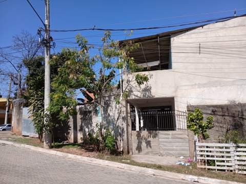 Casa à venda em Guarulhos (Jd Sta Paula - Bonsucesso), 3 dormitórios, 1 suite, 4 banheiros, 3 vagas, código 300-1151 (1/37)