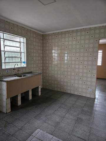 Casa para alugar em Guarulhos (Jd Pres Dutra), 2 dormitórios, 1 suite, 2 banheiros, 3 vagas, código 300-1164 (10/20)