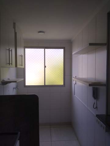 Apartamento à venda em Guarulhos (Jd Pres Dutra), 2 dormitórios, 1 banheiro, 1 vaga, código 300-1185 (9/18)