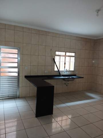 Sobrado em Guarulhos (Inocoop - Bonsucesso), 3 dormitórios, 1 suite, 2 banheiros, 2 vagas, código 300-1202 (12/23)